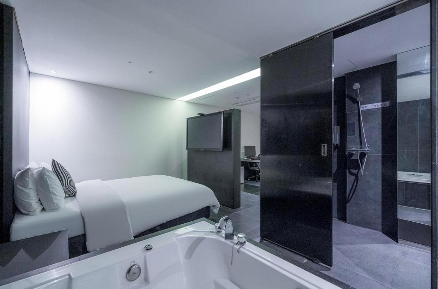 Adlige Hotel 首爾 外观 照片